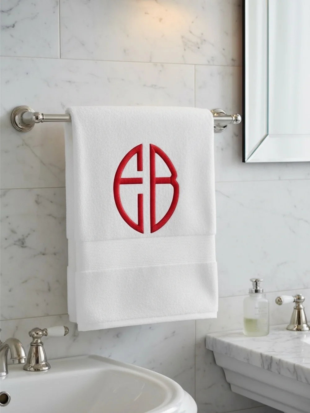Bath Personalized Embroidered Luxurious Bath Towel Monogrammed New